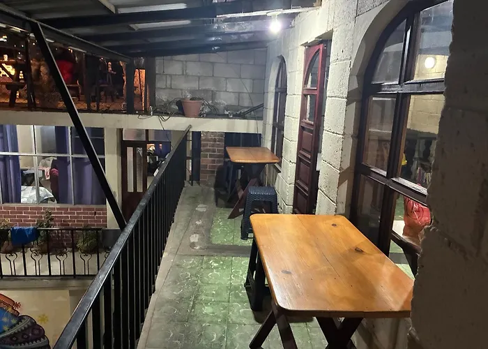 Kasa Kiwi Hostel & Travel Agency