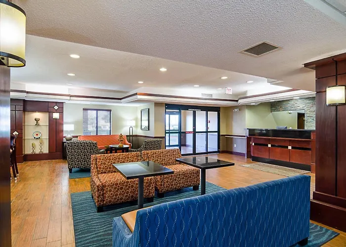 Comfort Inn & Suites Hutchinson