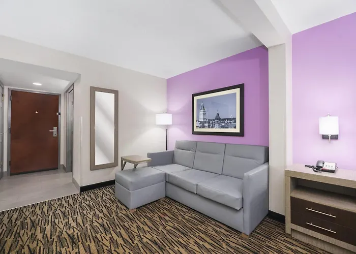 La Quinta By Wyndham Clarksville