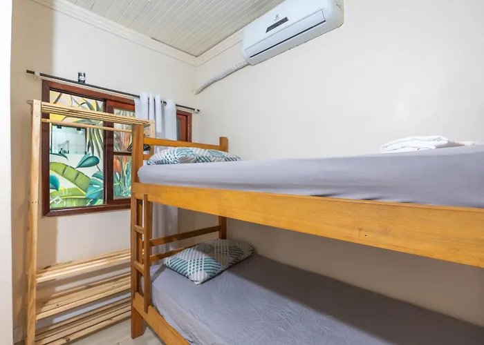 Mahalo Hostel