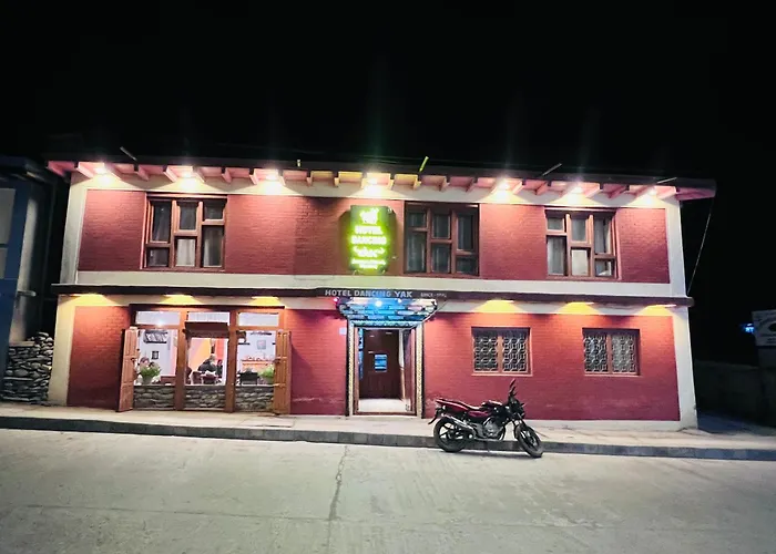 Hotel Dancing Yak