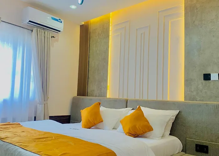 Tgh Gracies Hotel
