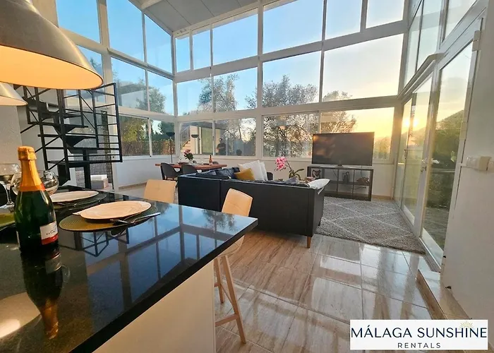 Malaga Sunshine Rentals - Villa Buenavista - El Higueron I