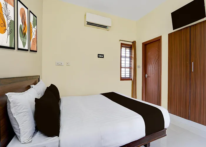 Collection O Vazhapadi Bus Terminal Formerly Hotel Phoenix