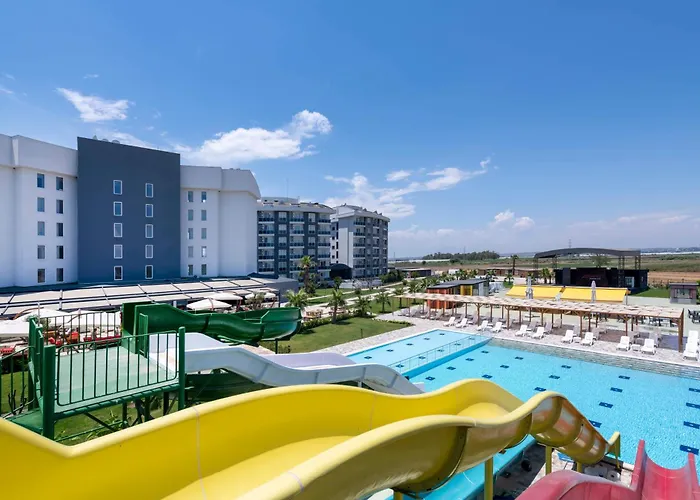 Palmora Lara Hotel