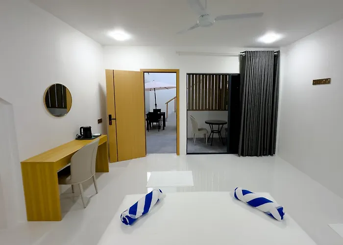 Silver Bay Kamadhoo