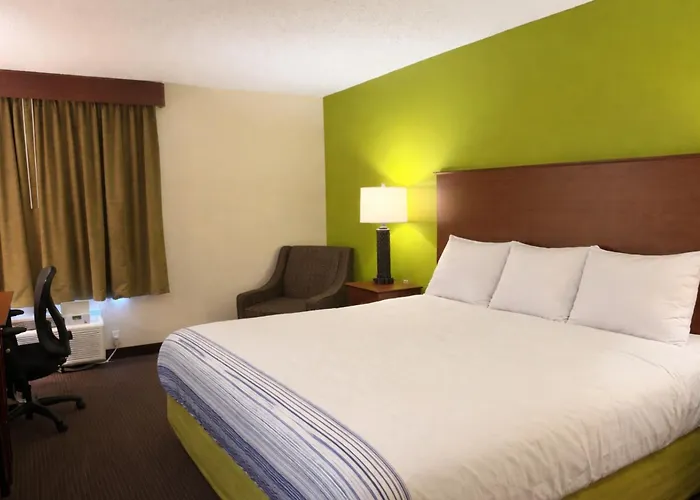 Coratel Plus Suites By Jasper Black River Falls