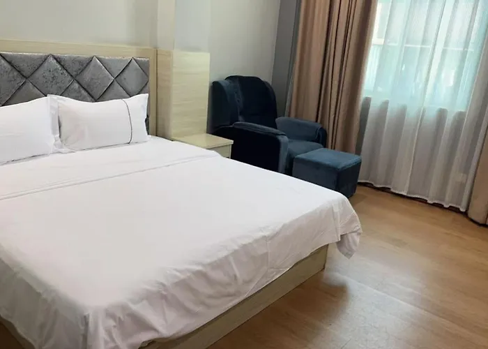 Boyu Hotel Guangzhou North Station Huadu Auto City Subway Station Branch