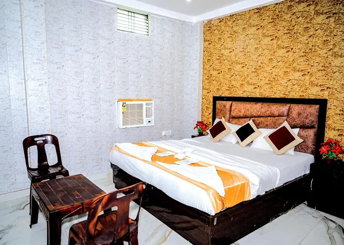 Hotel Ayodhya