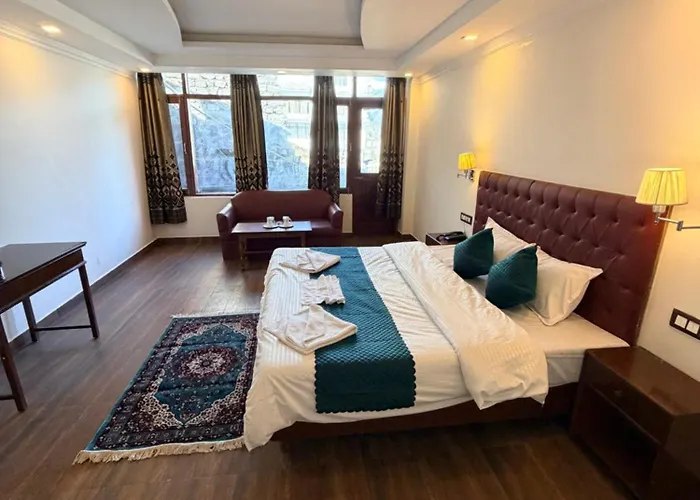 Hotel Green Tara By Trippers Club