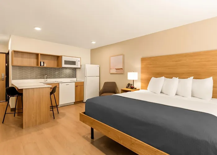 Livaway Suites Austin-San Marcos