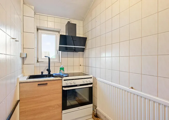 Monteurzimmer Haus 6 Nebringen für bis zu 12 Personen - Küche und Parkplätze vorhanden