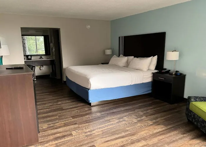 Days Inn By Wyndham Goldsboro