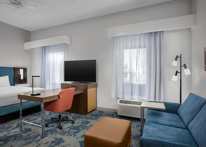 Hampton Inn & Suites Clinton