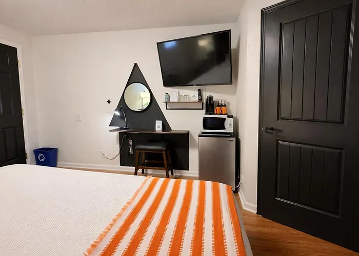 The City Center Motel