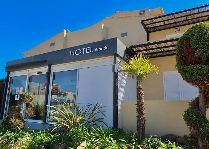 Hôtel L'Escale Coté Port