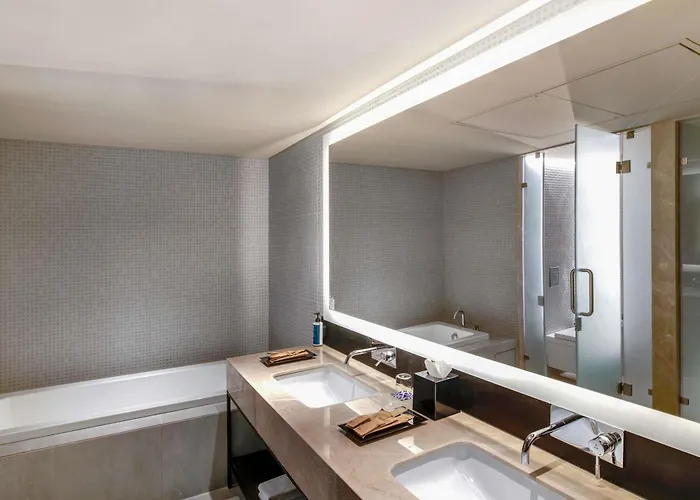 Pune Hotels
