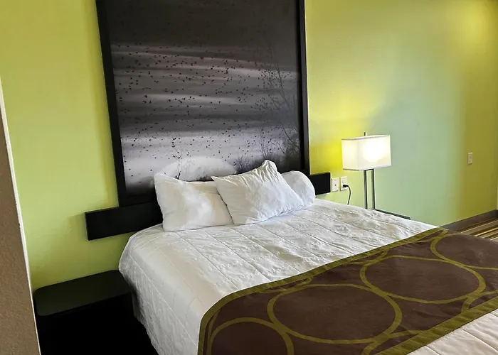 Super 8 By Wyndham Nebraska City