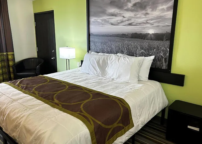 Super 8 By Wyndham Nebraska City