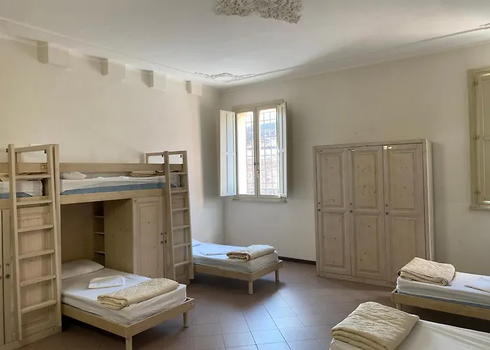 Student's Hostel Estense