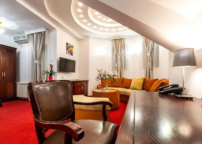 Garni Hotel Royal Crown