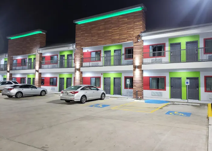 Scottish Inns & Suites - Kingwood