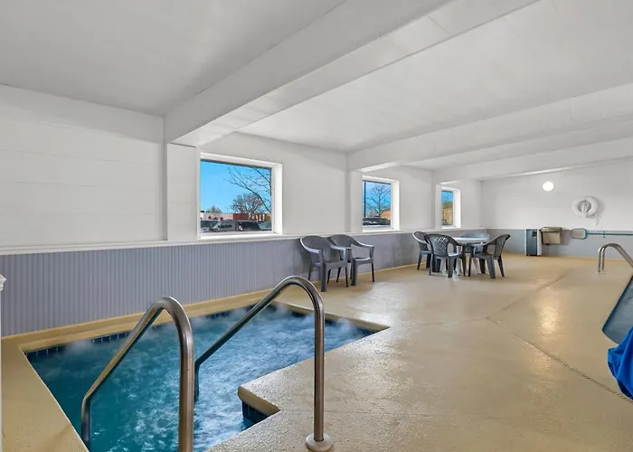 Days Inn By Wyndham Fond Du Lac