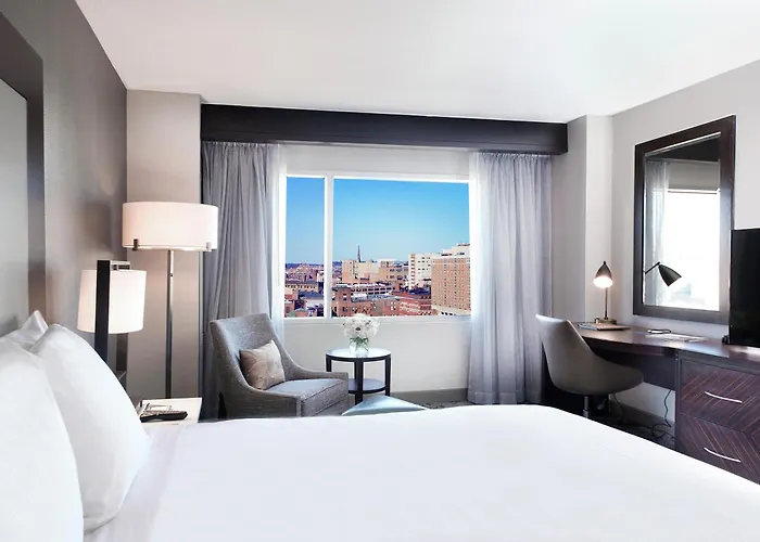 Hilton Baltimore Inner Harbor