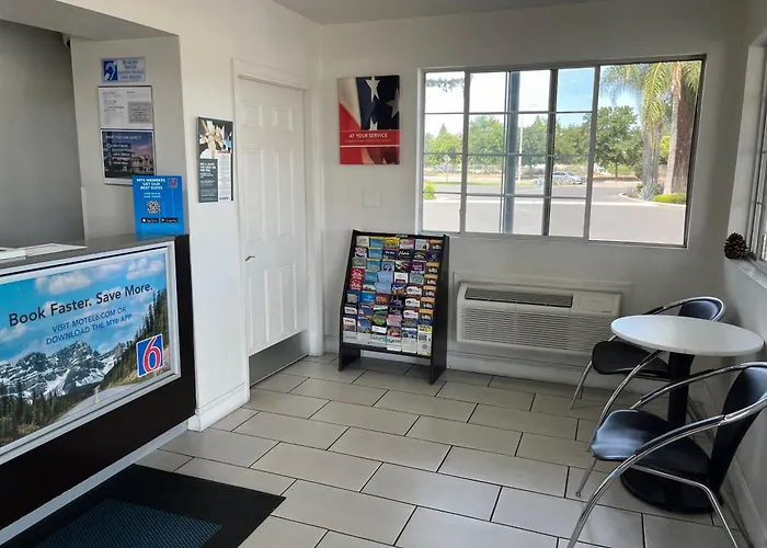 Motel 6-Visalia, Ca