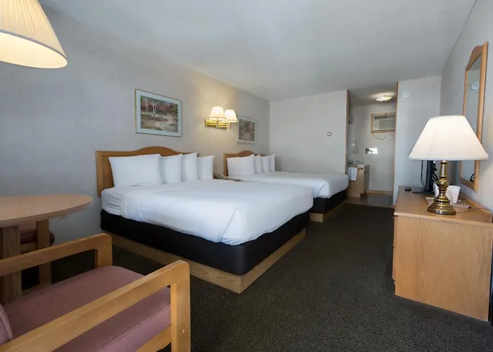 Adirondack Retreat Inn & Suites