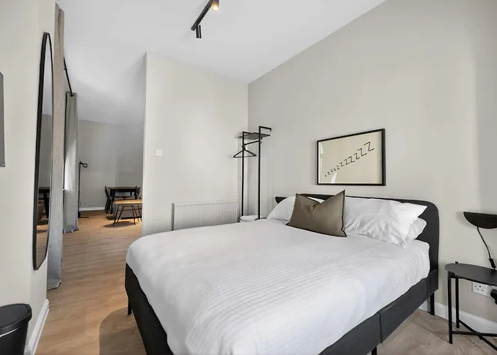 Sanctuary Hotel - En Suite Rooms