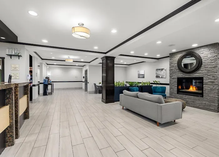 La Quinta By Wyndham Auburn