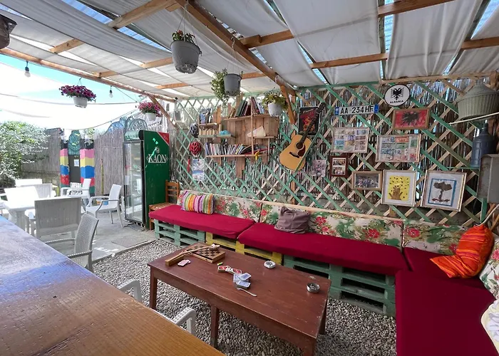 Vlora Backpackers Hostel & Bar Lungomare