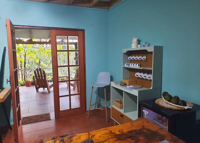 Hotel Uka Mana