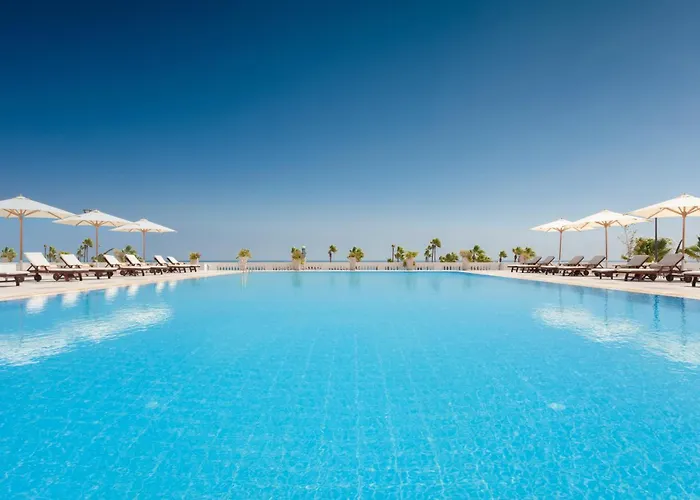 Hotels in Ras el-Barr