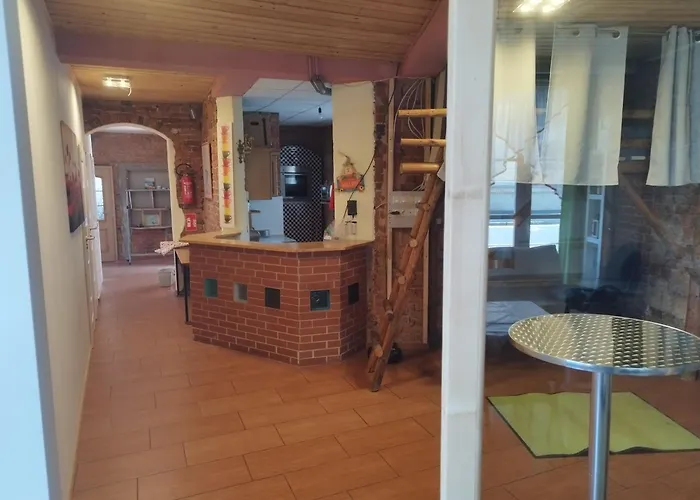 Hostel Meissen Old Town Bridge