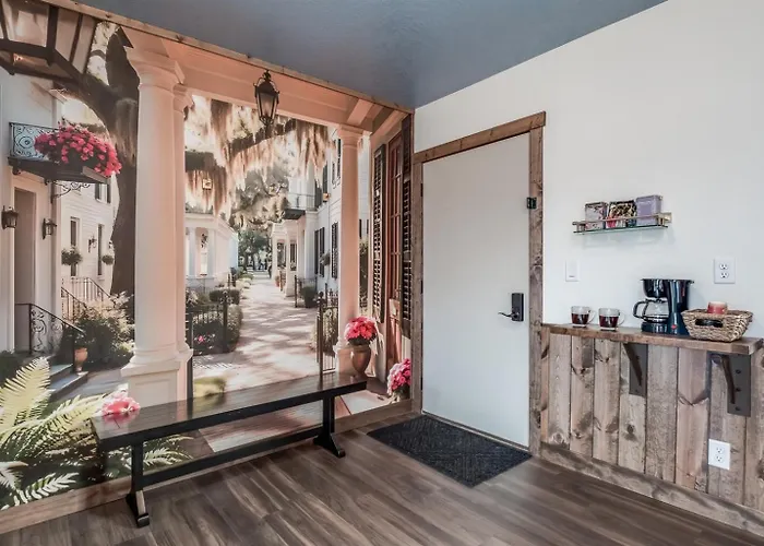 Boutique Hotel King, Queen & Kitchen Suites Easy Drive To Downtown