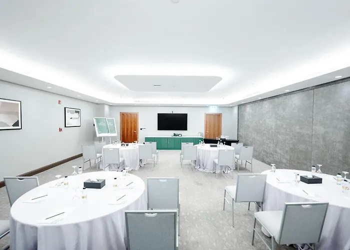 Holiday Inn Riyadh The Business District By Ihg
