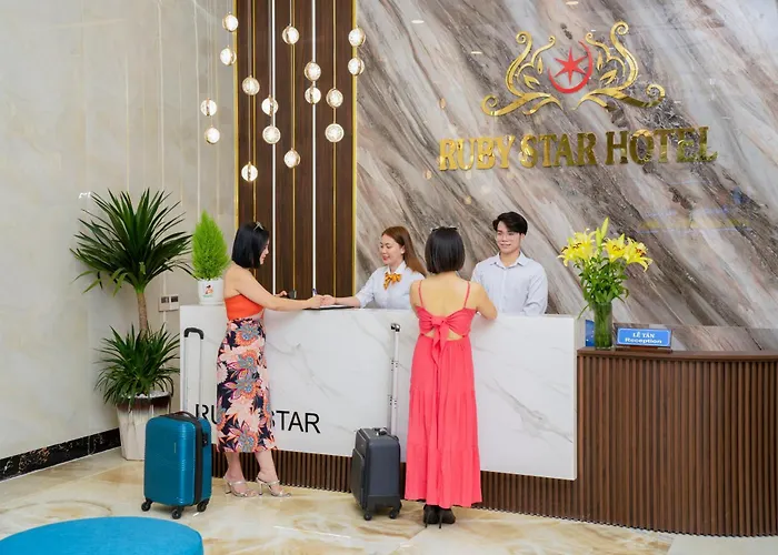 Ruby Star Da Nang - Central My Khe Beach