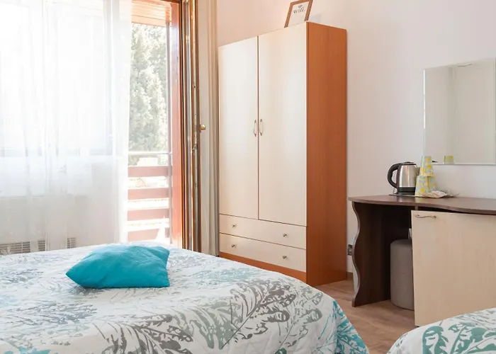 Royal Blue Guest House With Sea View In Old Nessebar