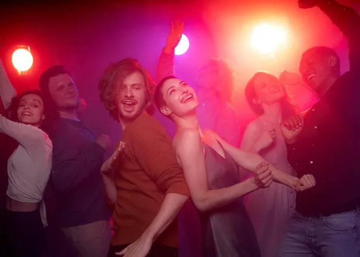 Hotel AVIVA - für Singles&Alleinreisende