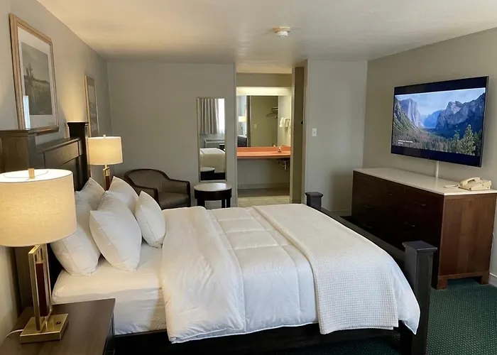 St. Mary'S Motel