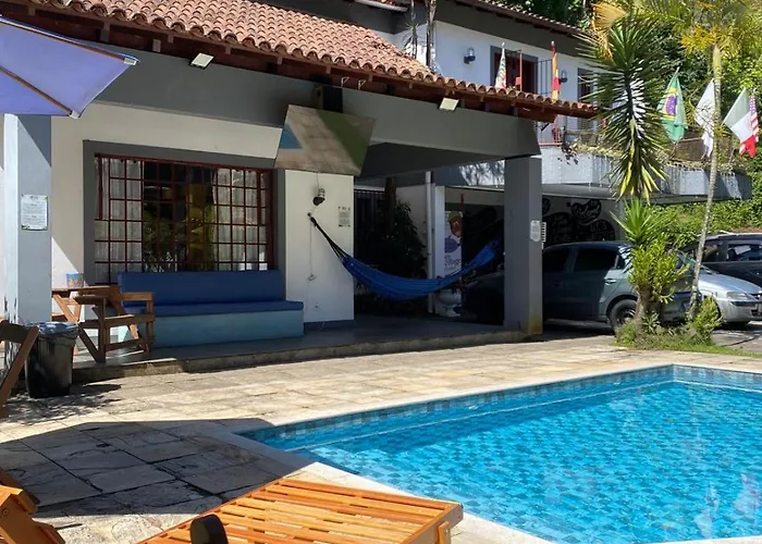 Pousada Village Hostel