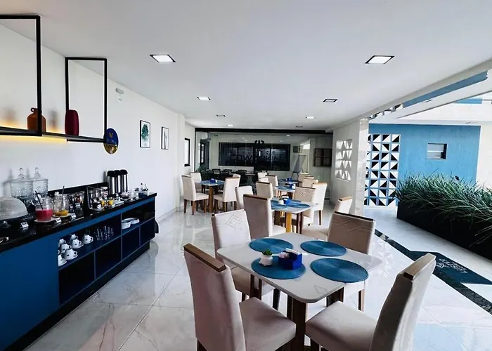 Luster Hotel