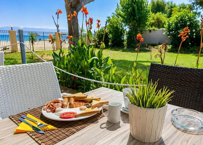Koulouris Beach Hotel
