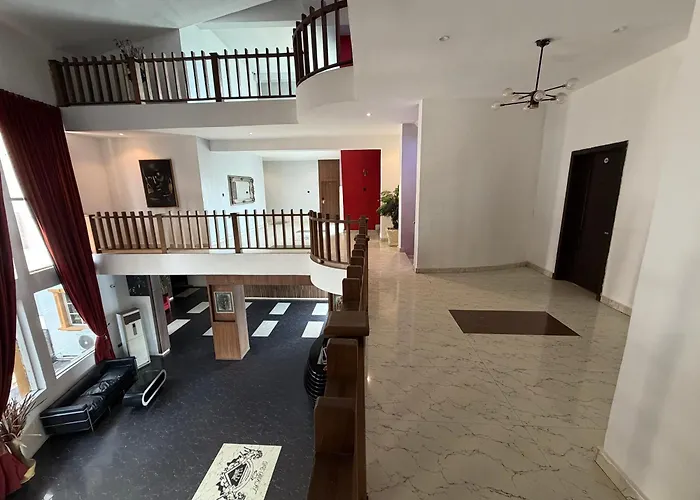 De Brit Hotel