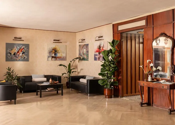 Pisa Hotels
