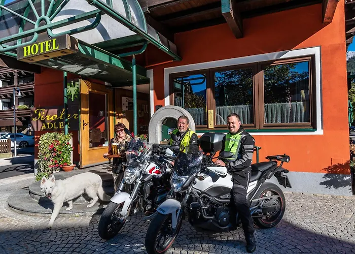 Hotel Tiroler Adler - Bed And Breakfast