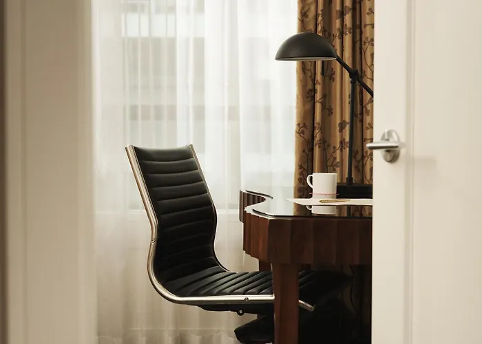 L'Hermitage Hotel