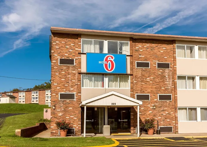 Motel 6-New Stanton, Pa